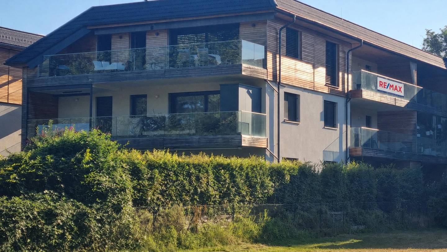 Wohnung an der Schlossparkpromenade mit Loggia