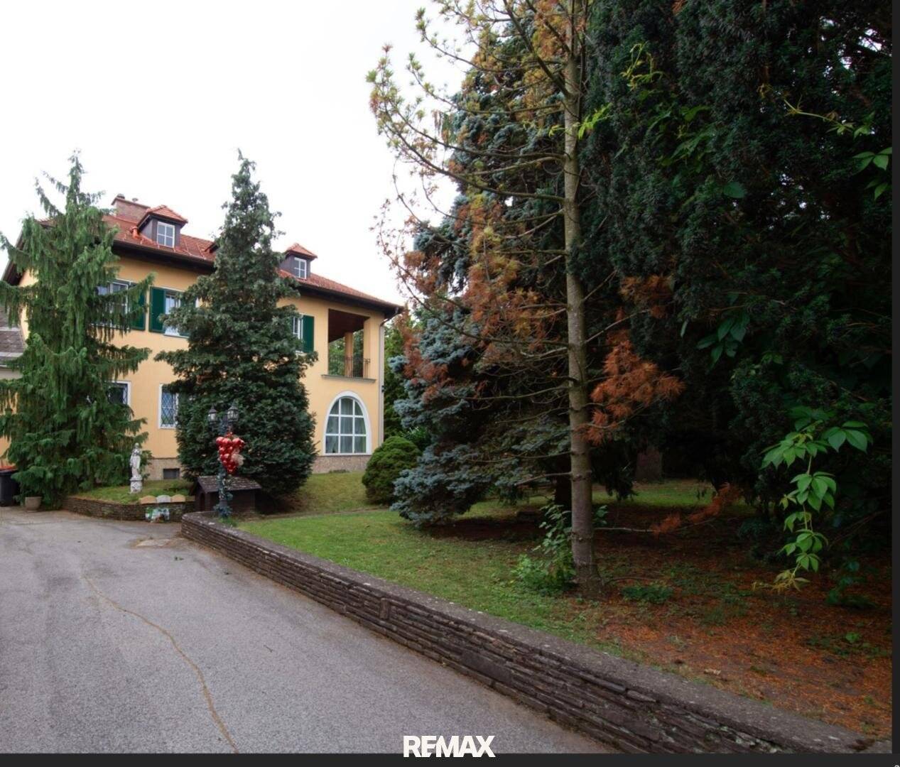 Romantische Villa mit Wellnessbereich in Marz