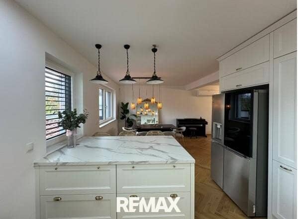 Living Working Renting Versatile Use 1 Single Family House 1 Multi Family House 1 Commercial Property