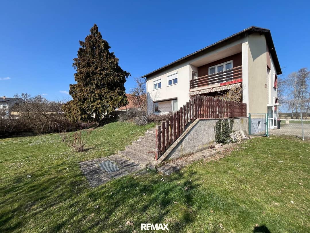 Mehr Raum, mehr Möglichkeiten - vielseitiges Haus mit Gartenidylle!