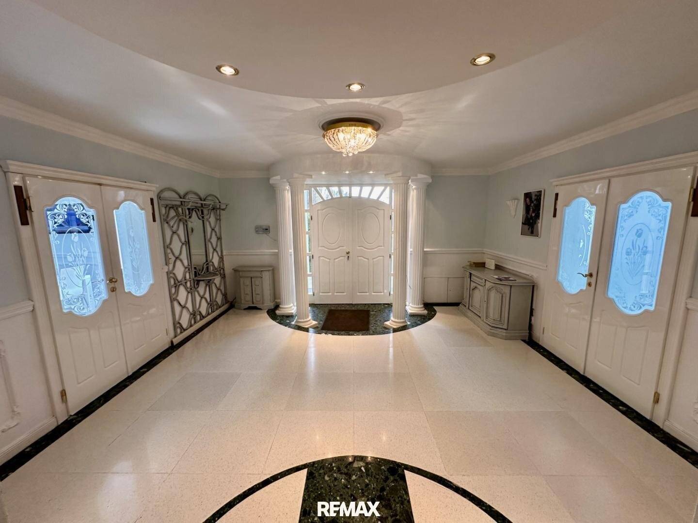 Representative Villa with 294 m² in Vienna Liesing