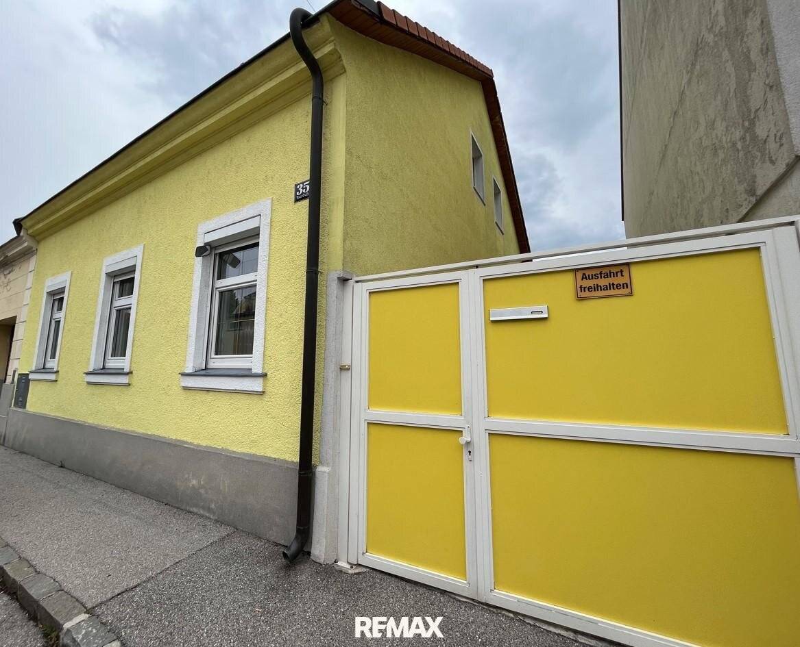 Einfamilienhaus zum Wohlfühlen mit uneinsehbarem Garten im Zehnerviertel von Wr. Neustadt!