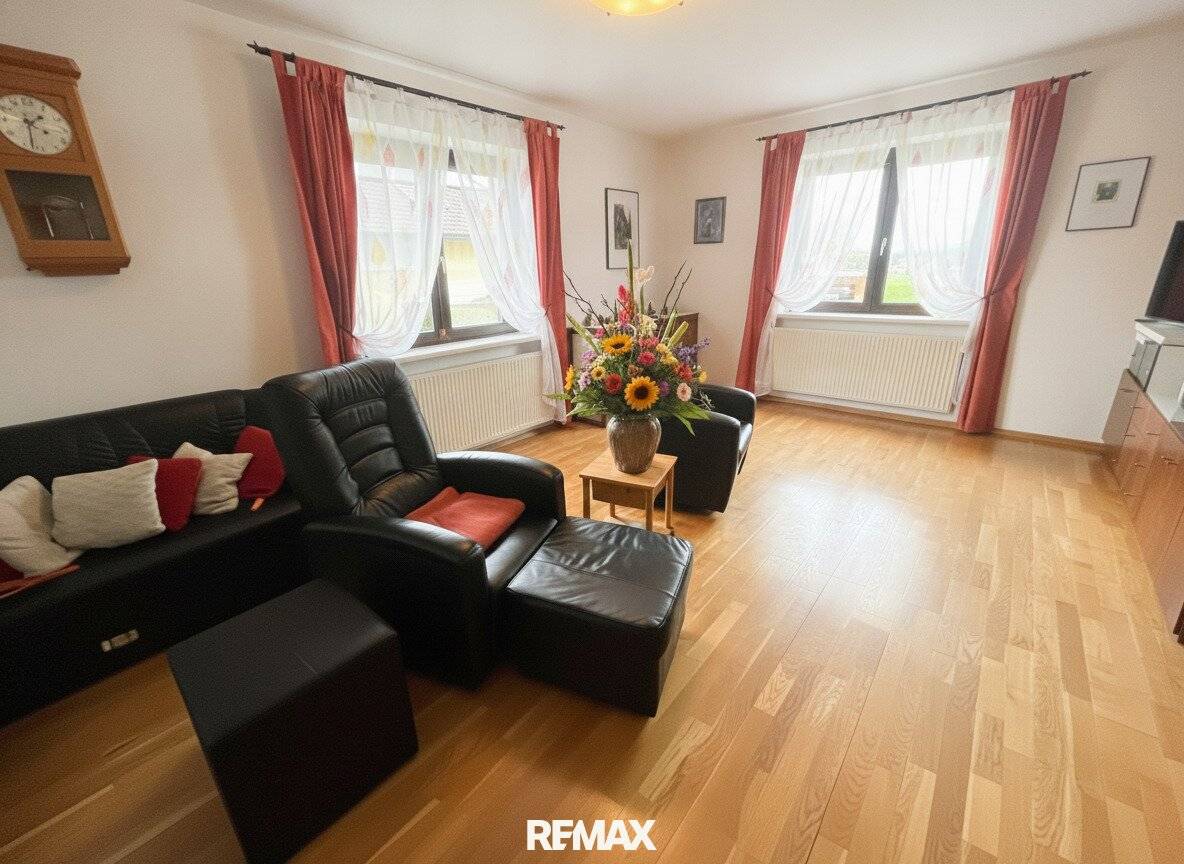 Ihr neues Wohnglück mit Garten, Pool, Gartenhütte! Vorausbau für Dachgeschoss bereits vorhanden!