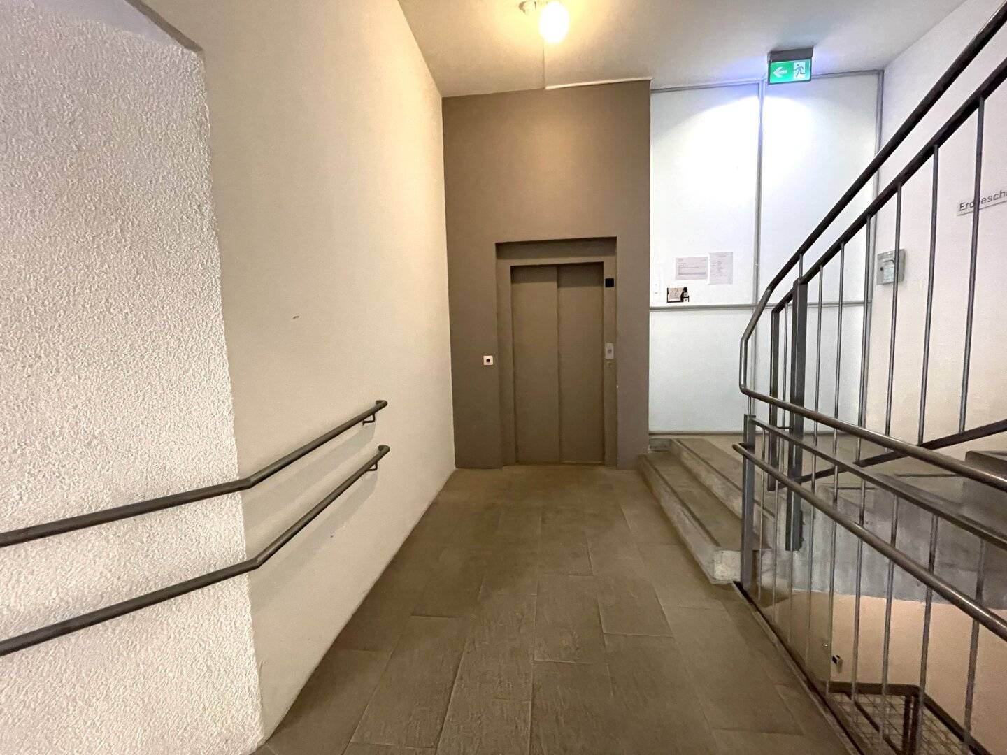 Office with Terrace in 1180 Vienna