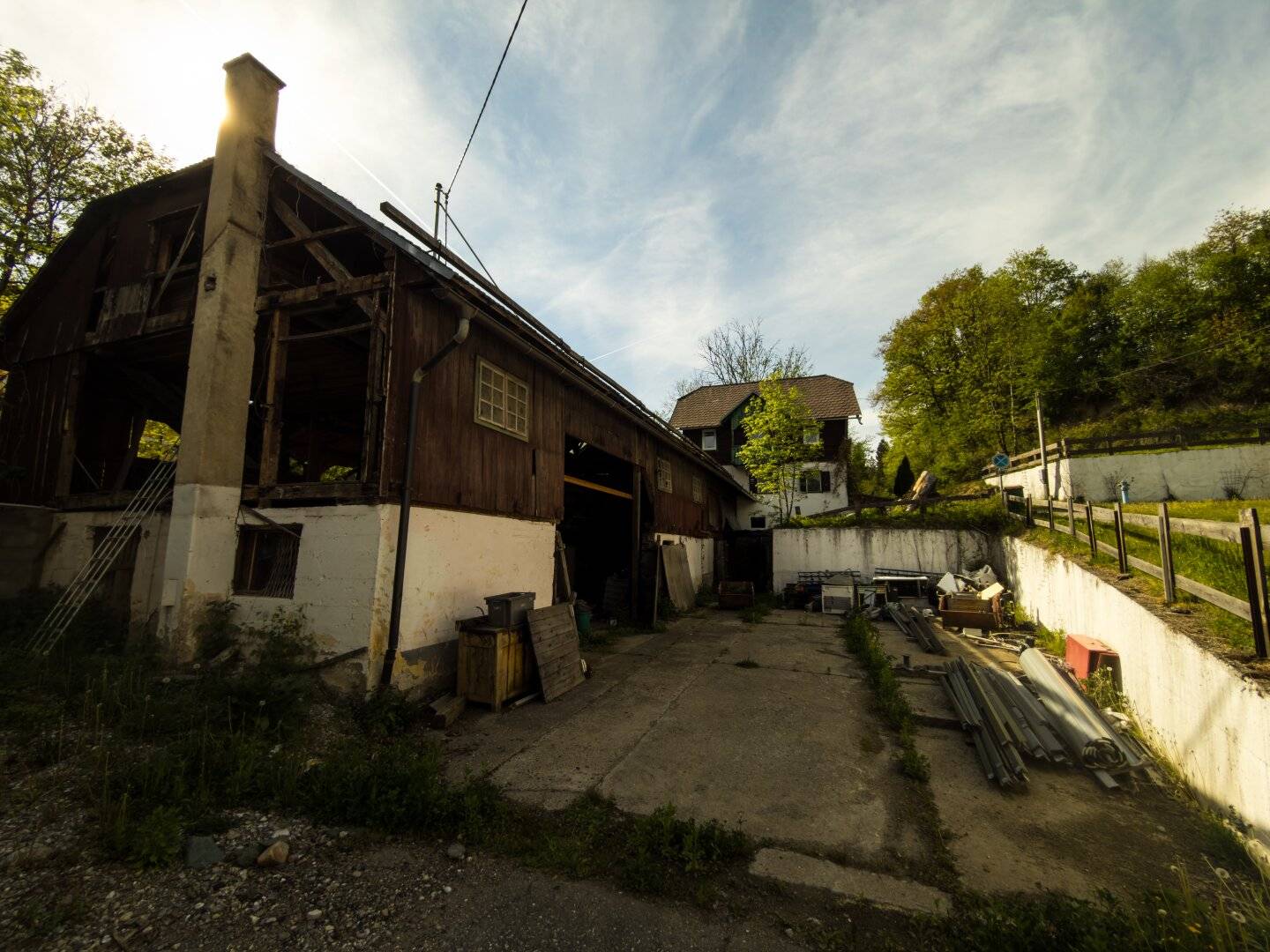 Kleinkraftwerk mit Wohnhaus in St. Urban