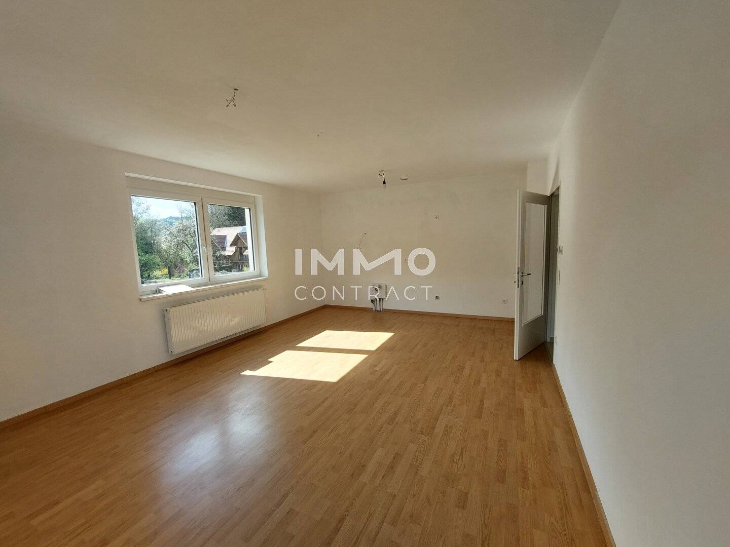 Modern apartment with balcony and two parking spaces