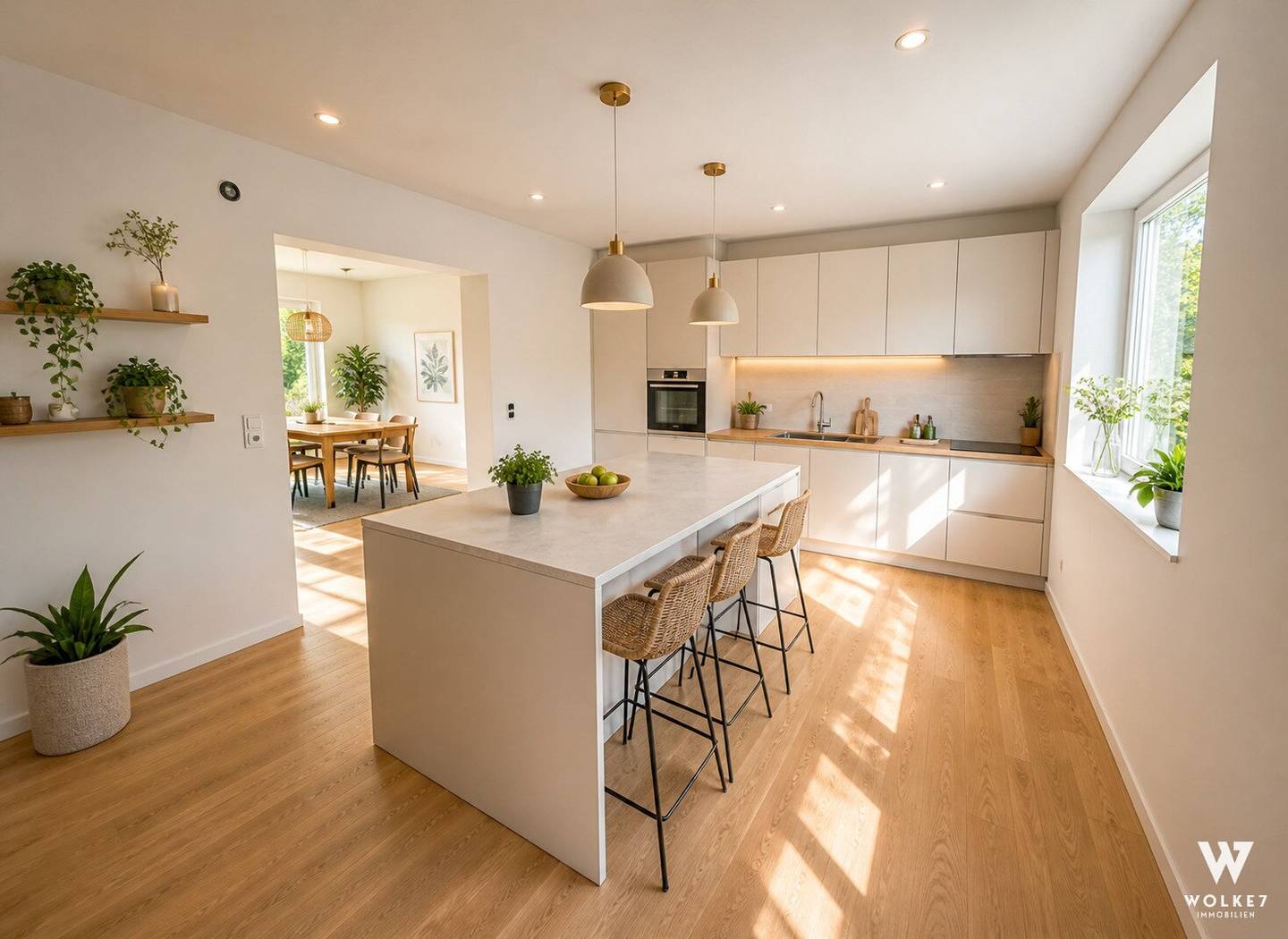 High-quality semi-detached house with about 210 m² of usable space, 5 rooms, basement and garden in a quiet location