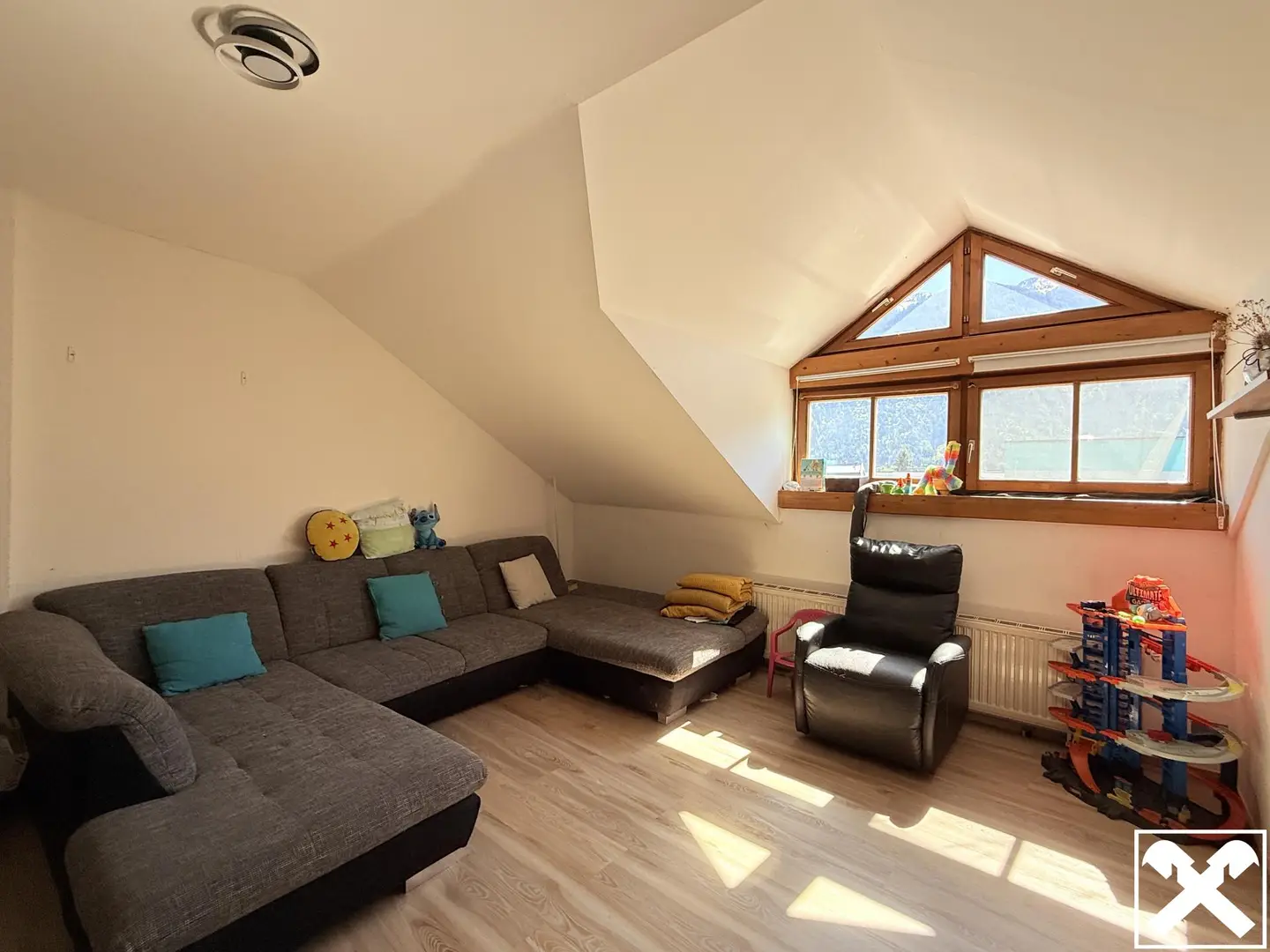 Großzügige Wohnung Innenstadtlage mit Südloggia