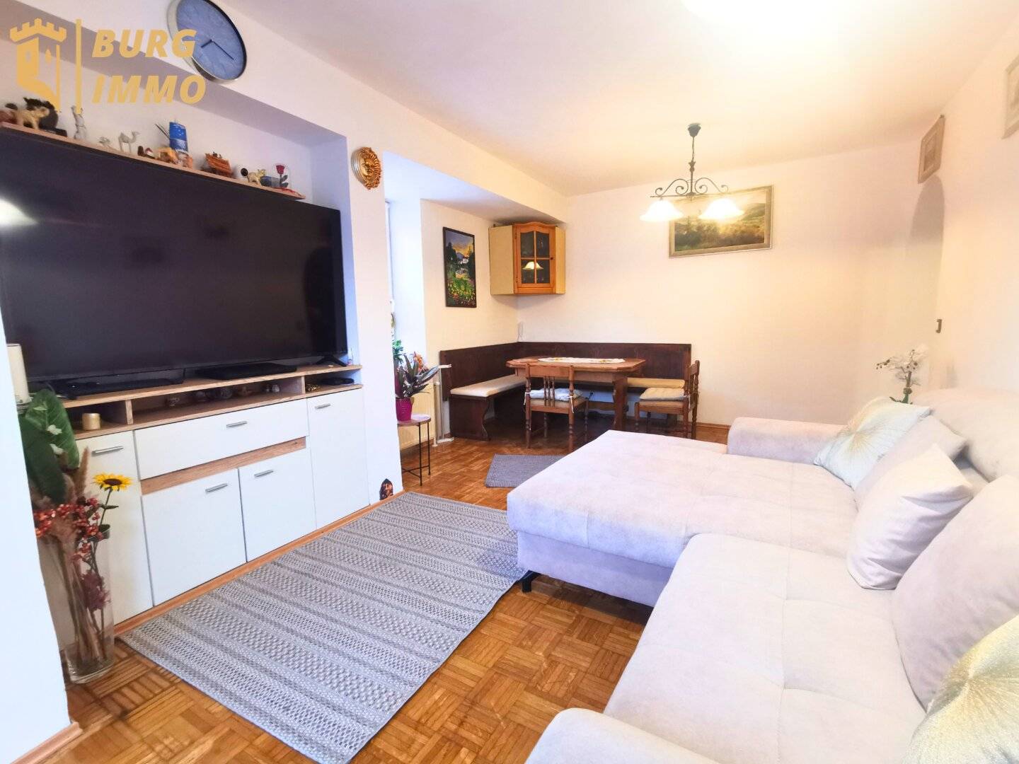 Wohnung mit großem Garten und Terrasse