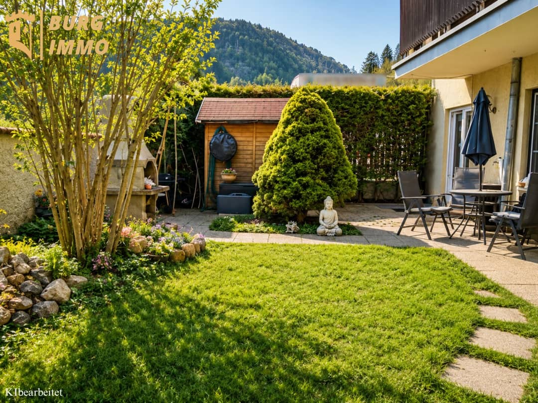 Wohnung mit großem Garten und Terrasse