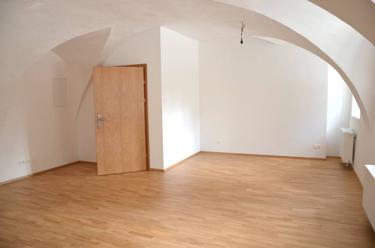Apartment in a historic building near the Danube