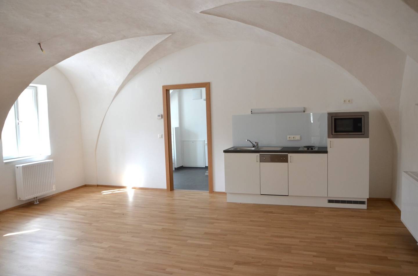 Apartment in a historic building near the Danube