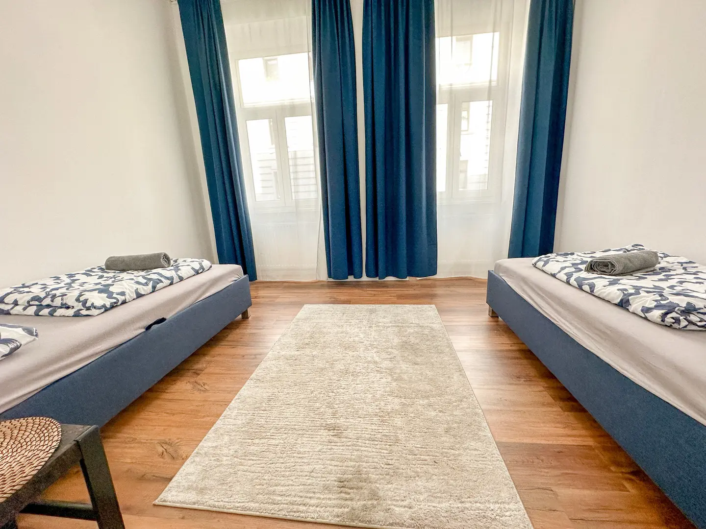 Renovated ground floor apartment near Reumannplatz