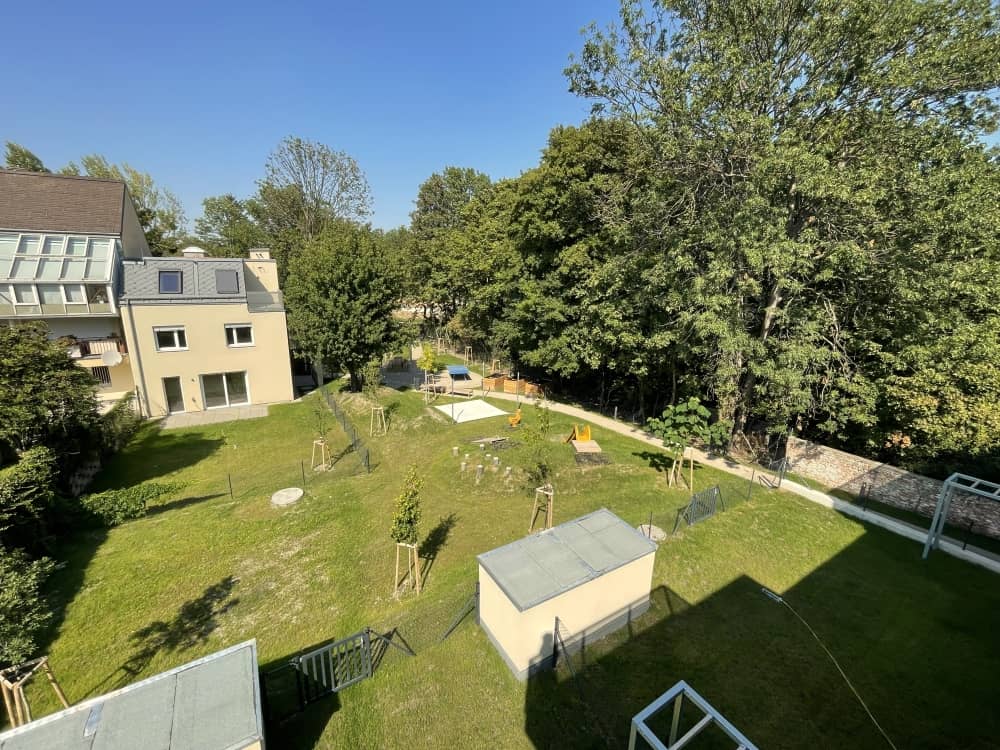 New top floor apartment with balcony