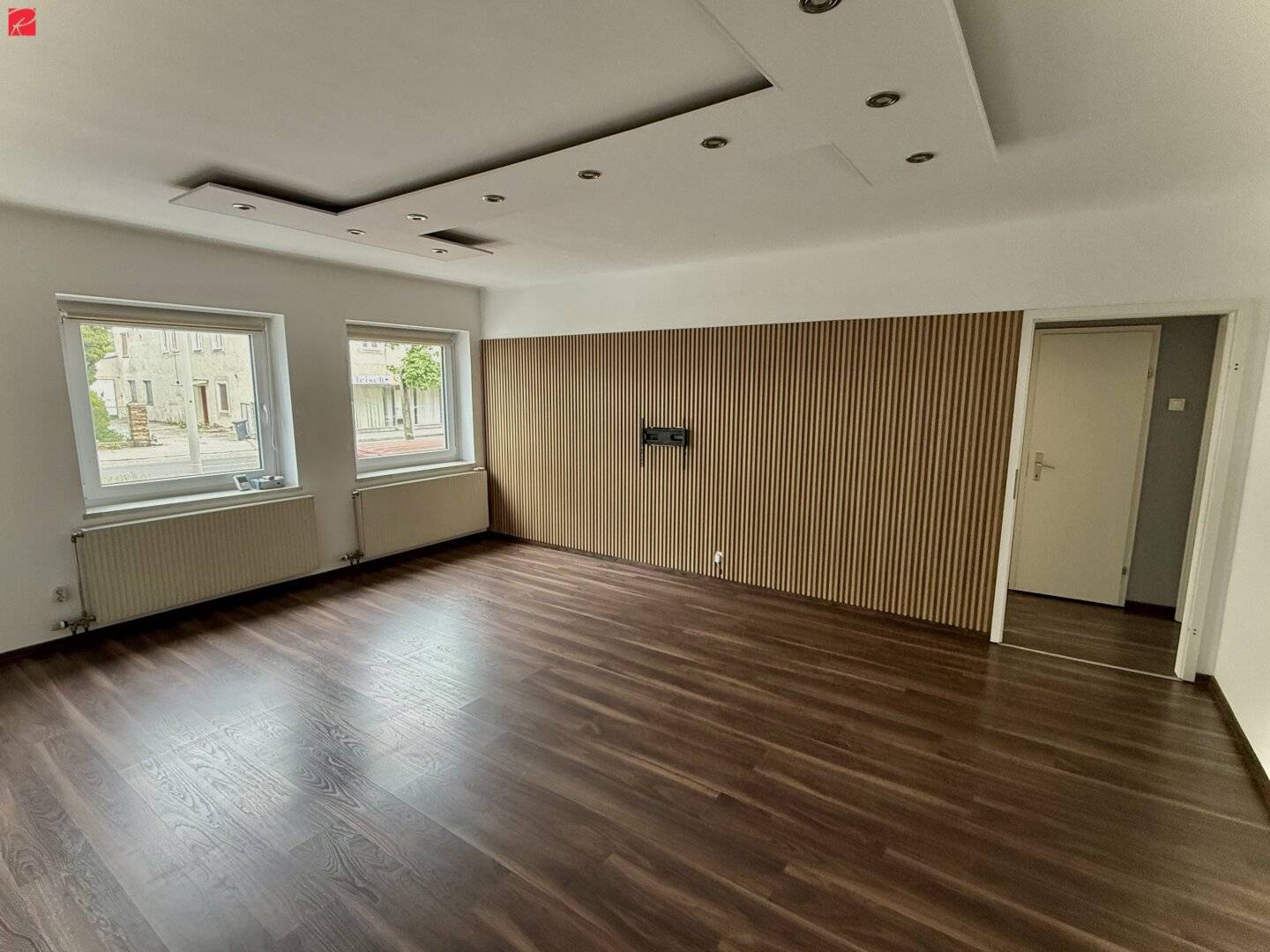 Graz Zentrum: Geräumige 4,5-Zimmer-Wohnung mit Balkon im Erdgeschoss