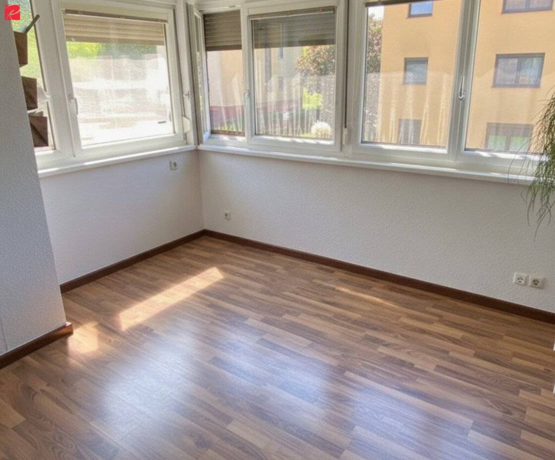 Schöne, gepflegte 3-Zi-Wohnung mit sonnigem Wintergarten