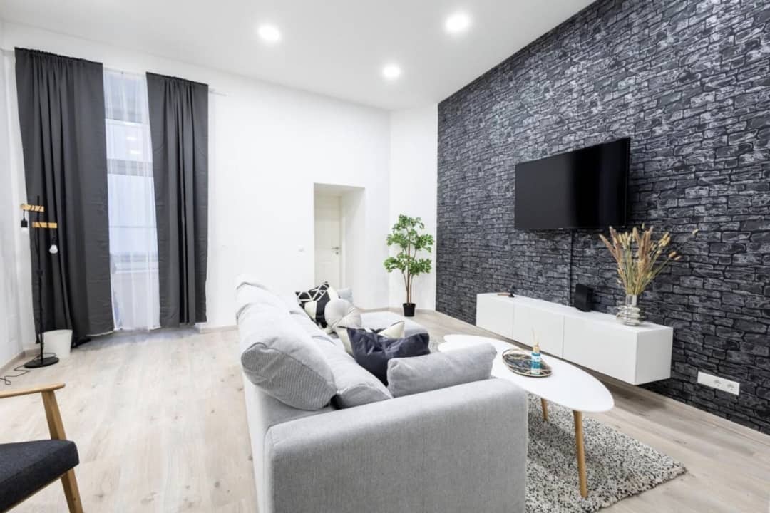 Wohnung Altbau nahe Nestroyplatz U1