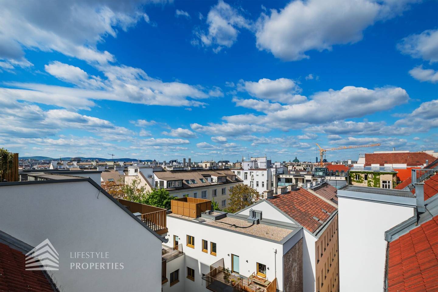 Maisonette apartment with terrace in attic