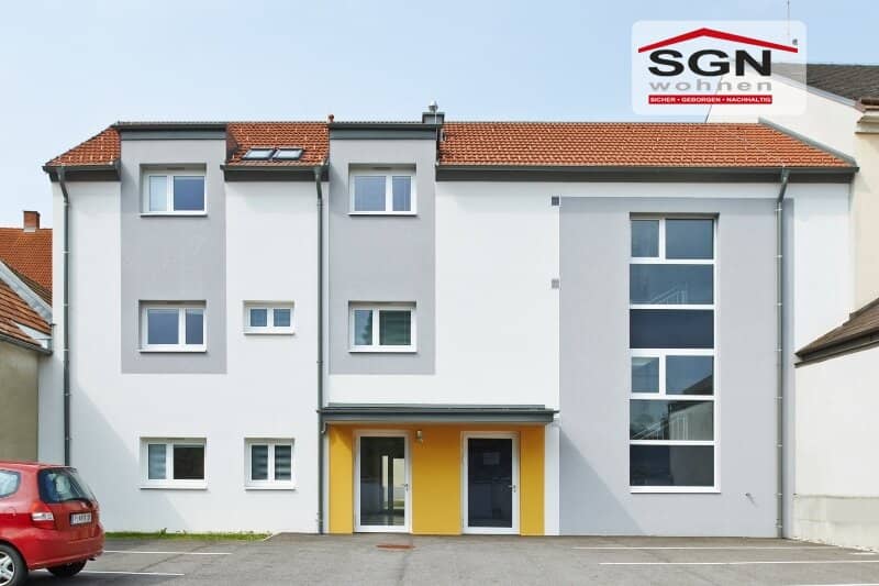 Erdgeschosswohnung mit Privatgarten und Terrasse im Zentrum