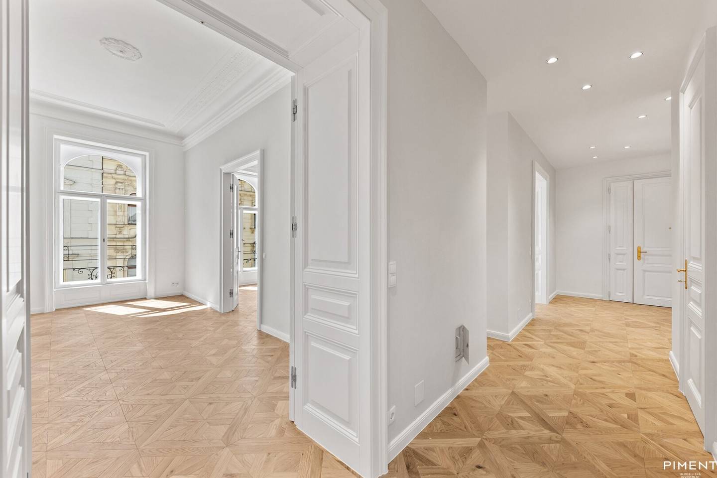 Embassy district apartment near Belvedere