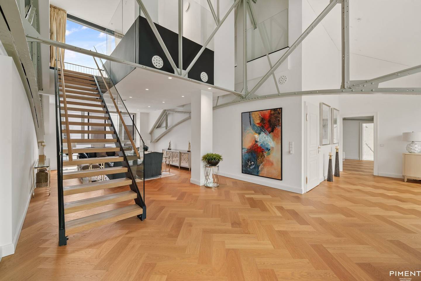 Dachgeschosswohnung mit Concierge Service