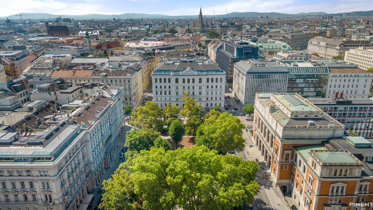 Dachgeschosswohnung mit Concierge Service