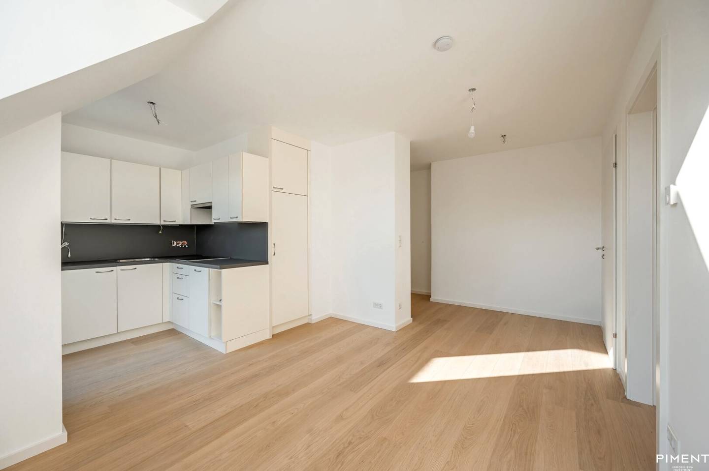 Apartment near U3 station with terrace