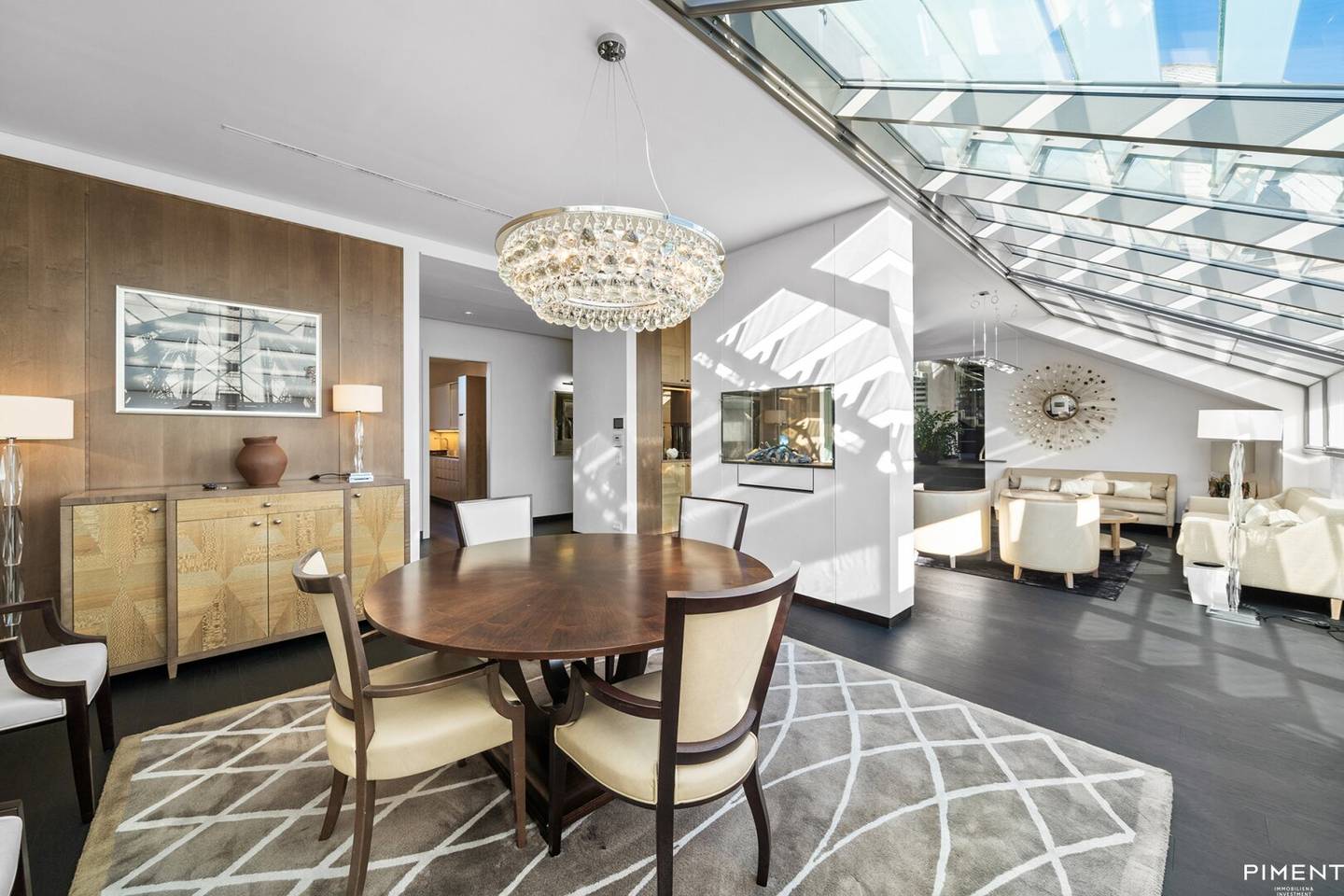 Top floor apartment roof terrace 360 degree view
