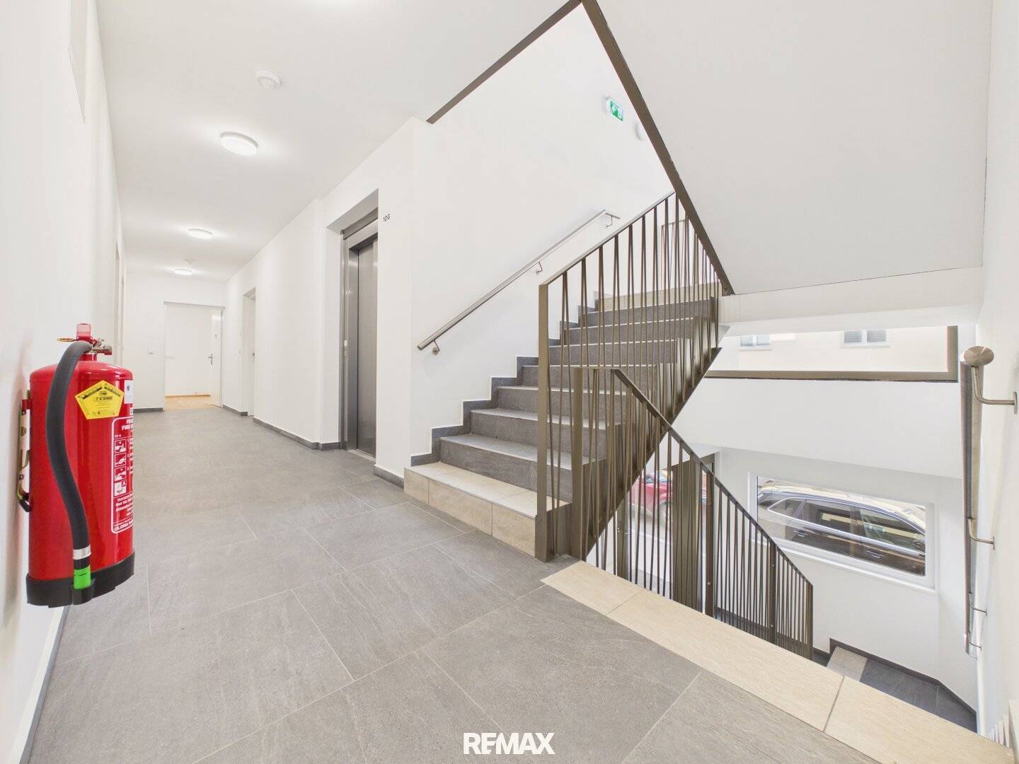 Modern new build residential house with 1-2 room apartments in 1230 Vienna, Liesing