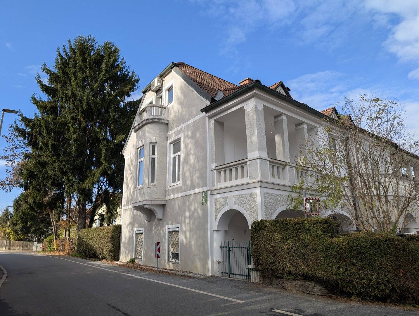 Wohnung Altbau Erstbezug Balkon