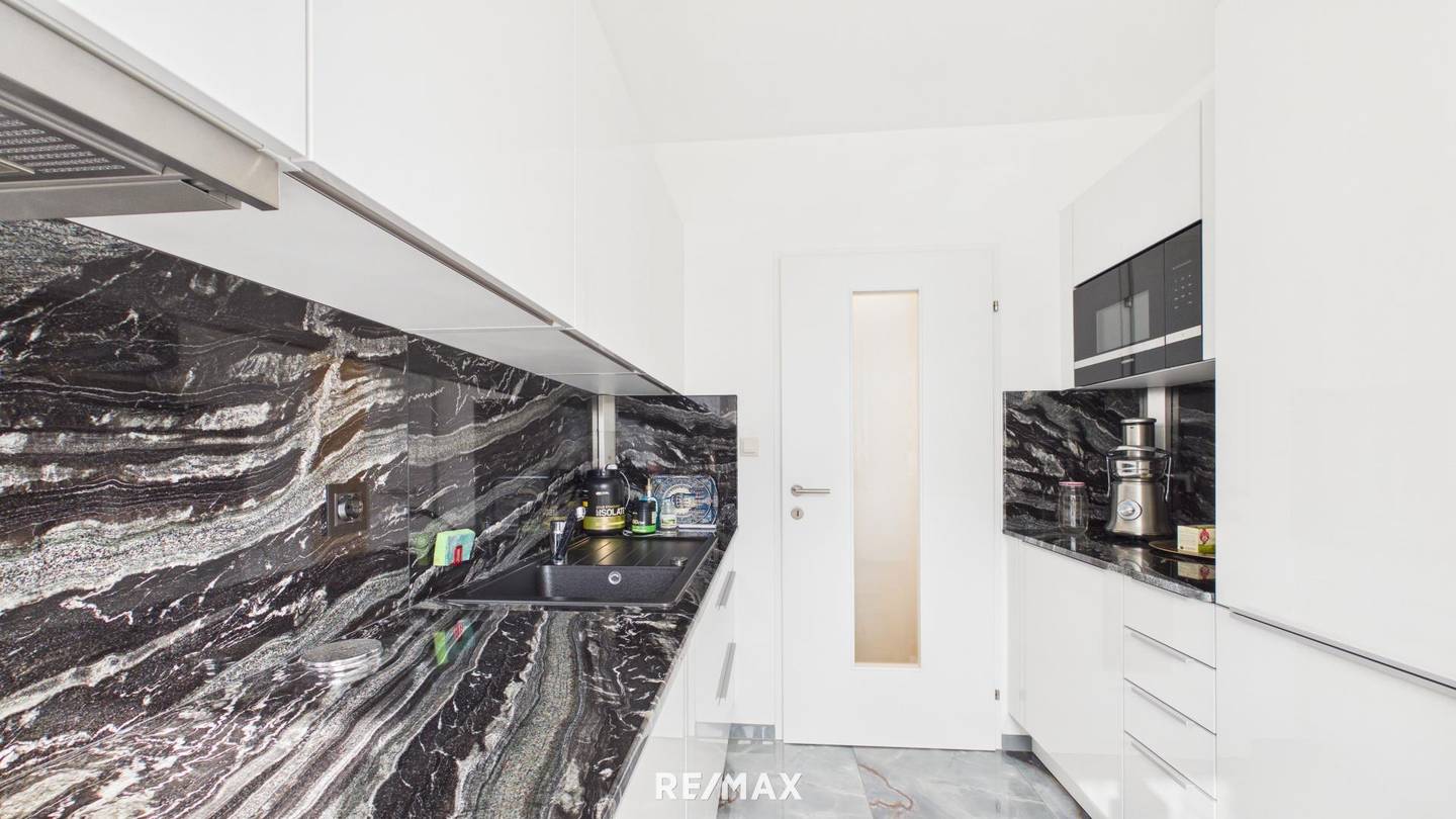 Wohnung in zentraler Lage hochwertige Küche