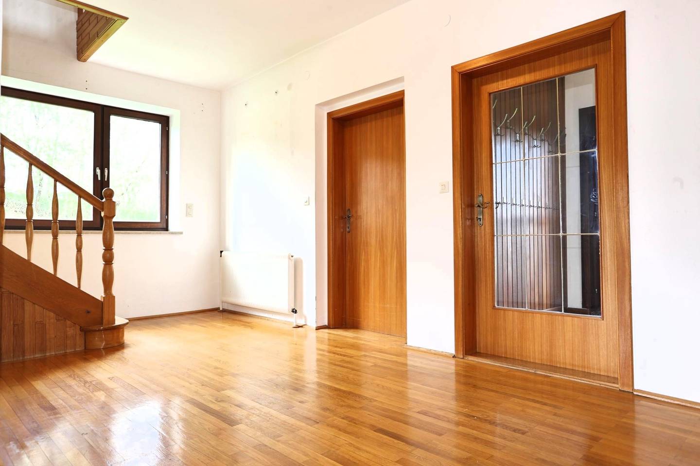 Solides Ein-/Zweifamilienhaus auf 973 m² Grund in zentrumsnaher, begehrter Lage!