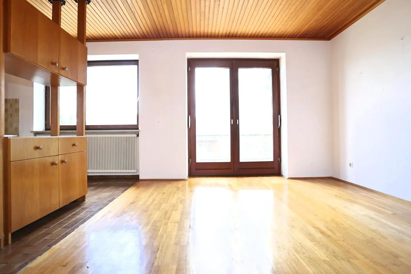 Solides Ein-/Zweifamilienhaus auf 973 m² Grund in zentrumsnaher, begehrter Lage!
