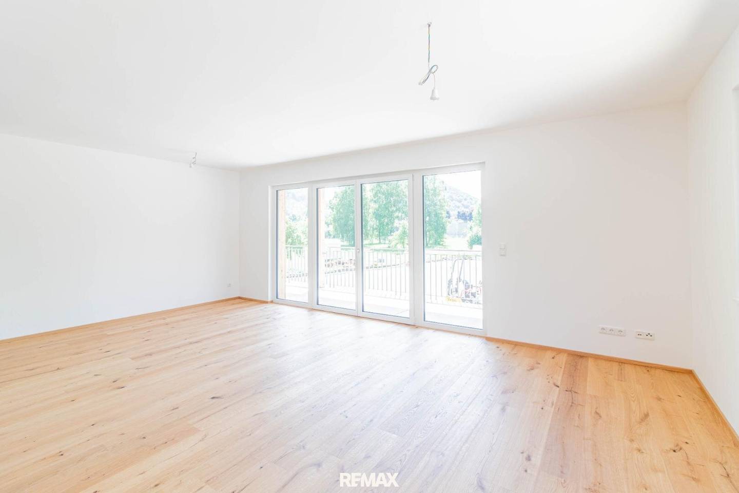 Wohnung Neubau Balkon 15 m² Fußbodenheizung