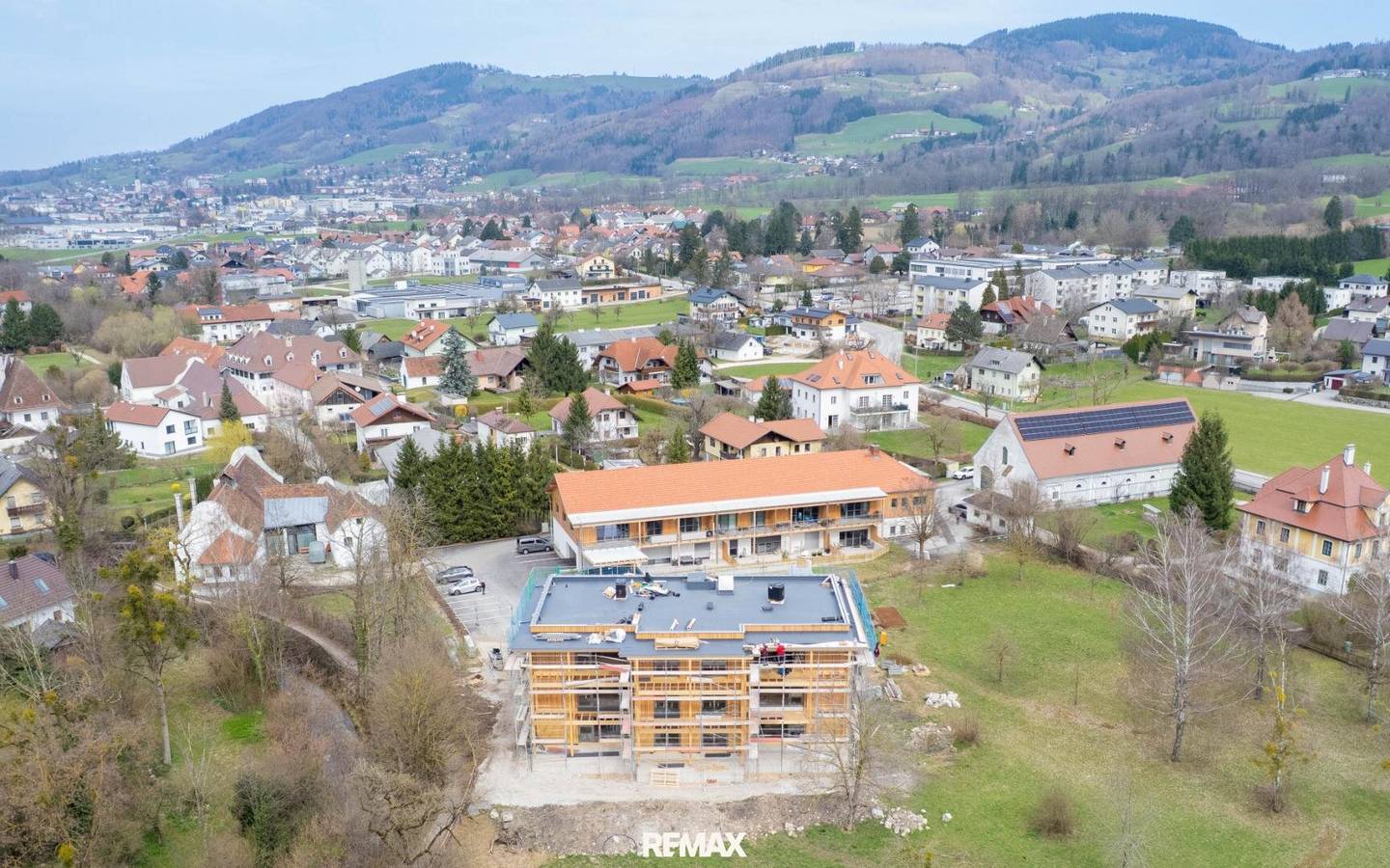Wohnung Neubau Balkon 15 m² Fußbodenheizung