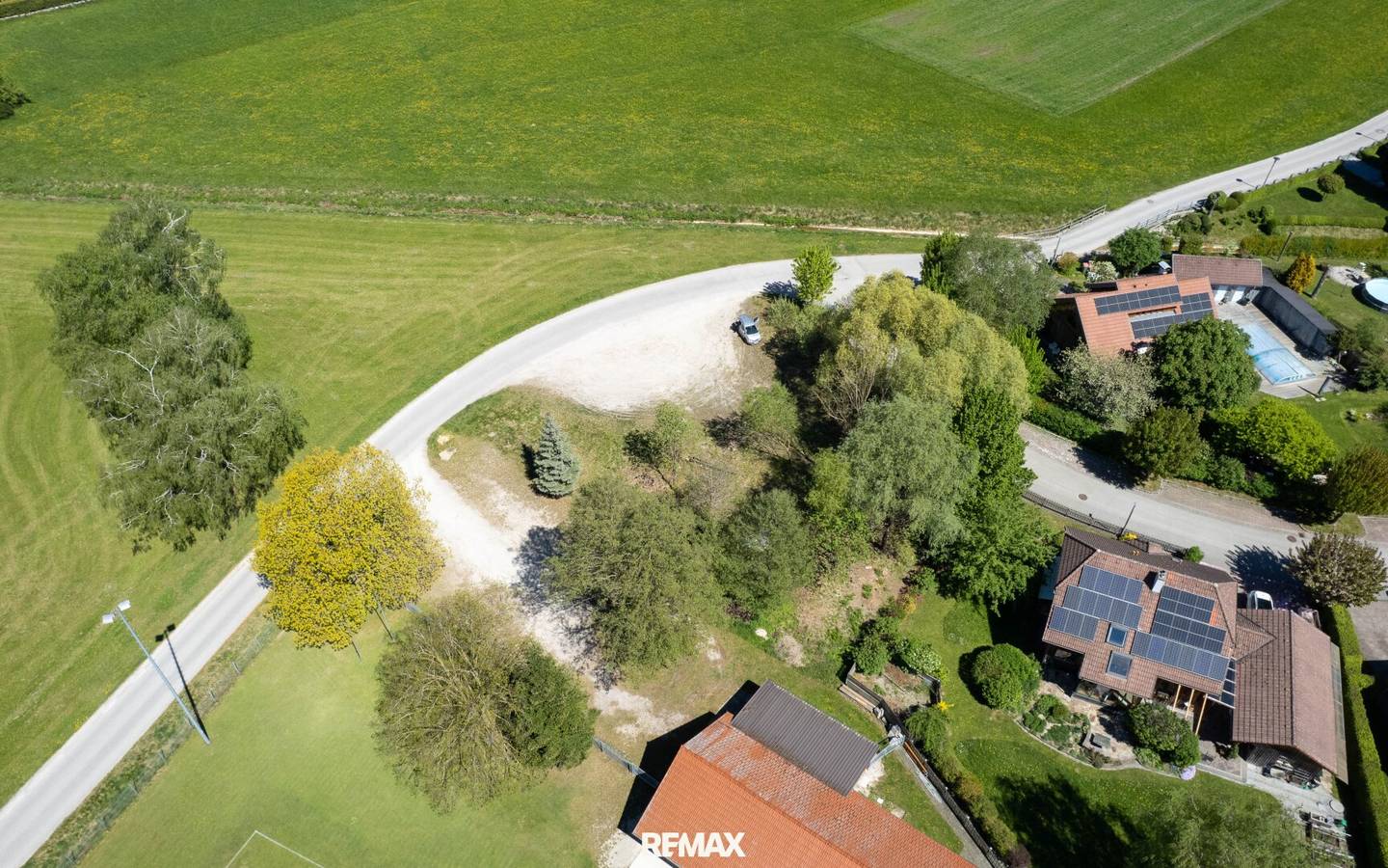 Zwischen Naherholung & Stadtleben – perfekter Bauplatz -Verkauf im geschlossenen DAVE
