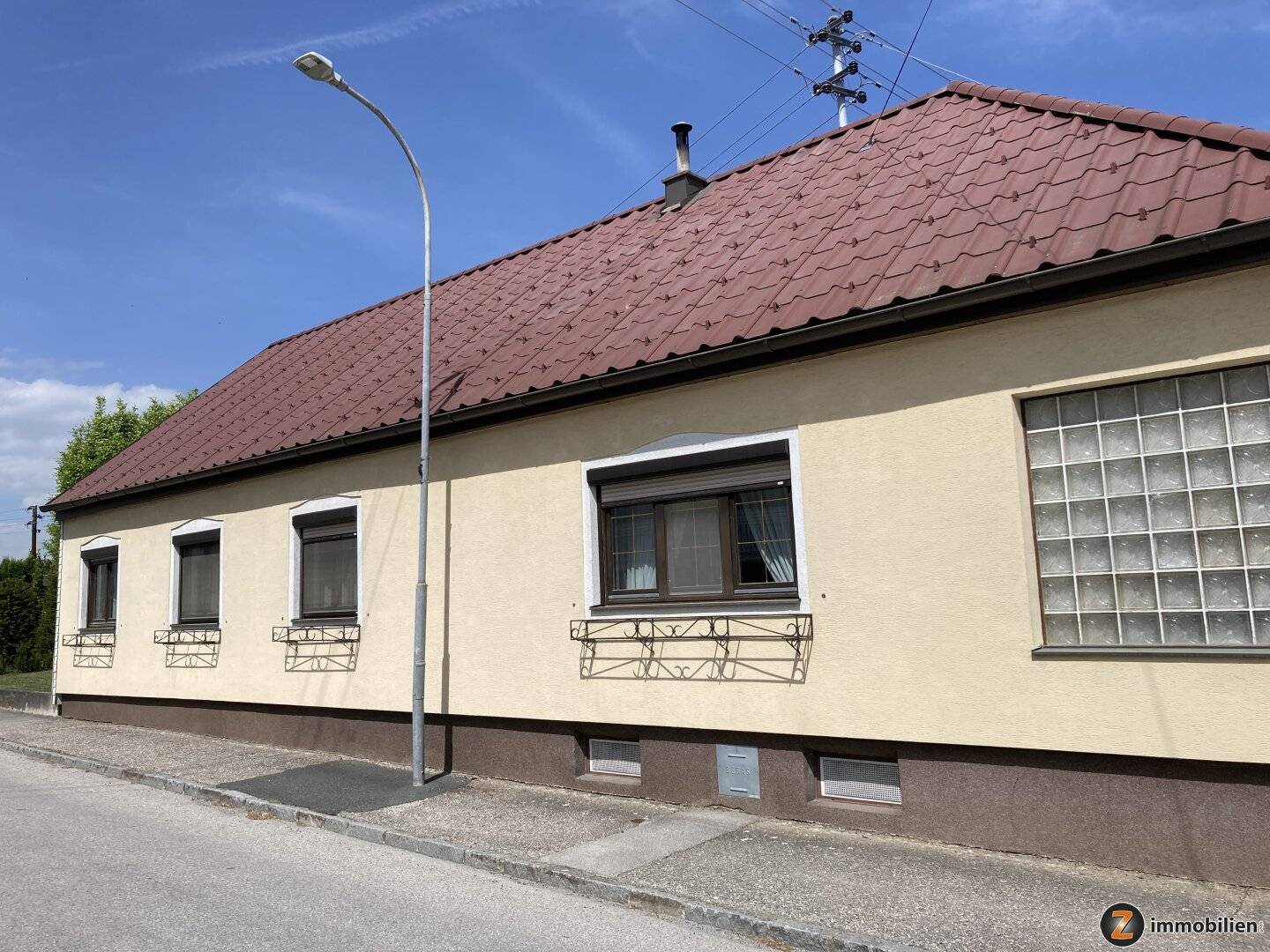 Gepflegtes Einfamilienhaus mit großem Grundstück!