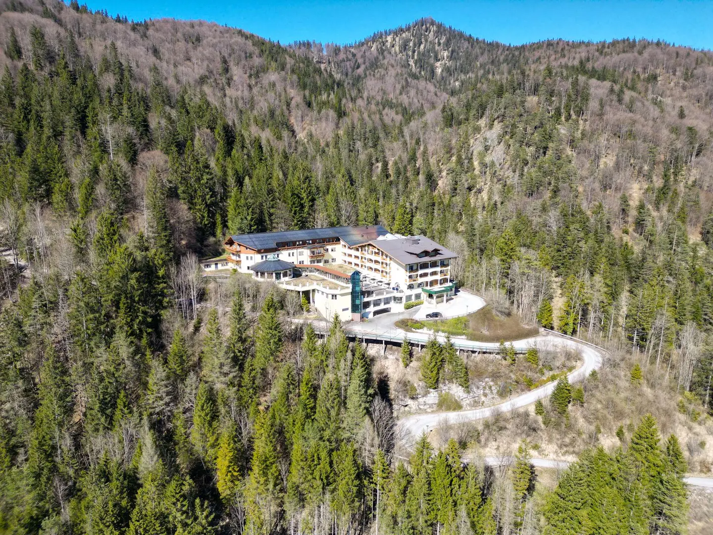 Hotel property Kössen with panoramic view