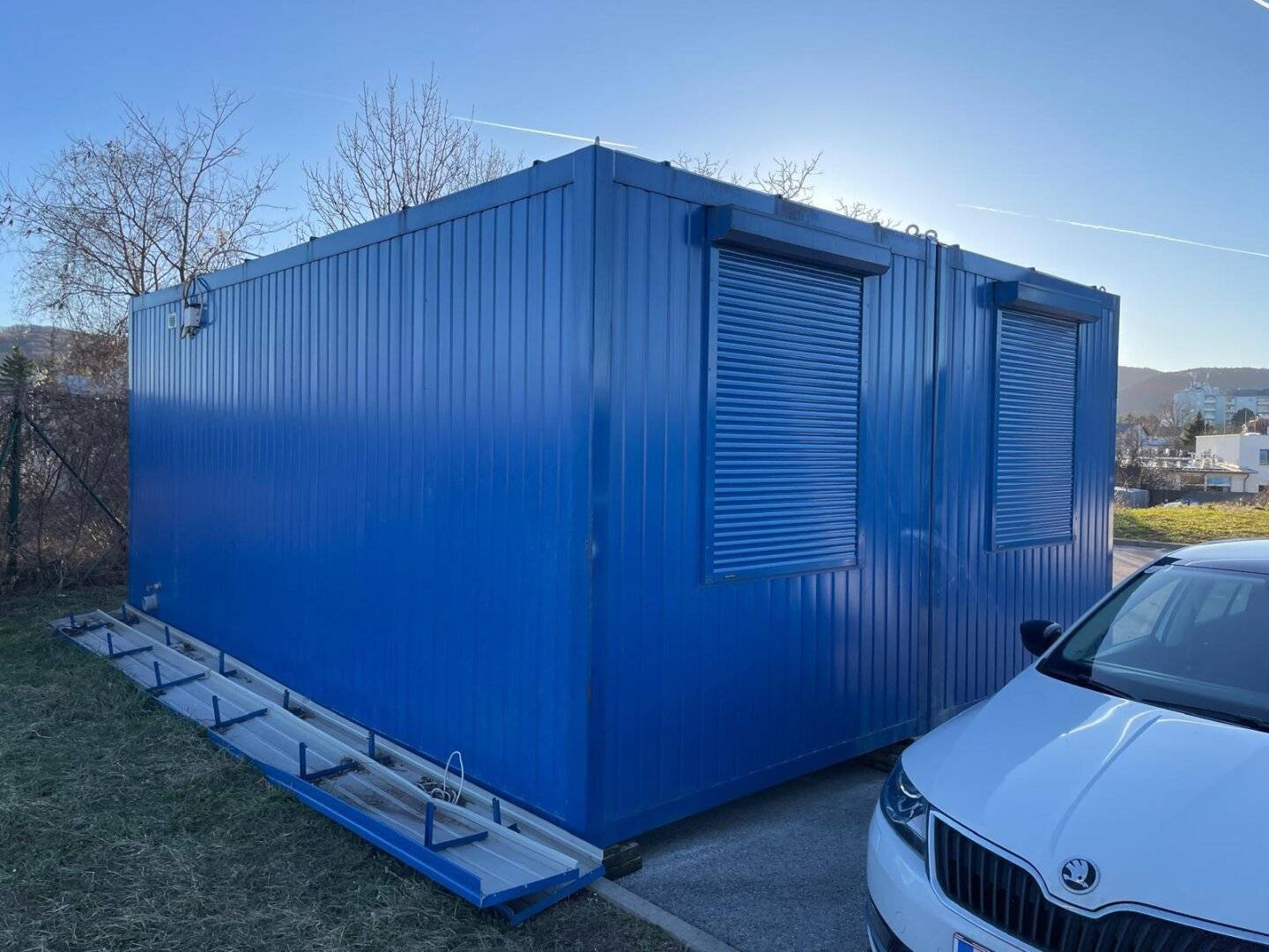ca. 30m² BÜRO CONTAINER mit WC Einheit auch als TINYHAUS geeignet