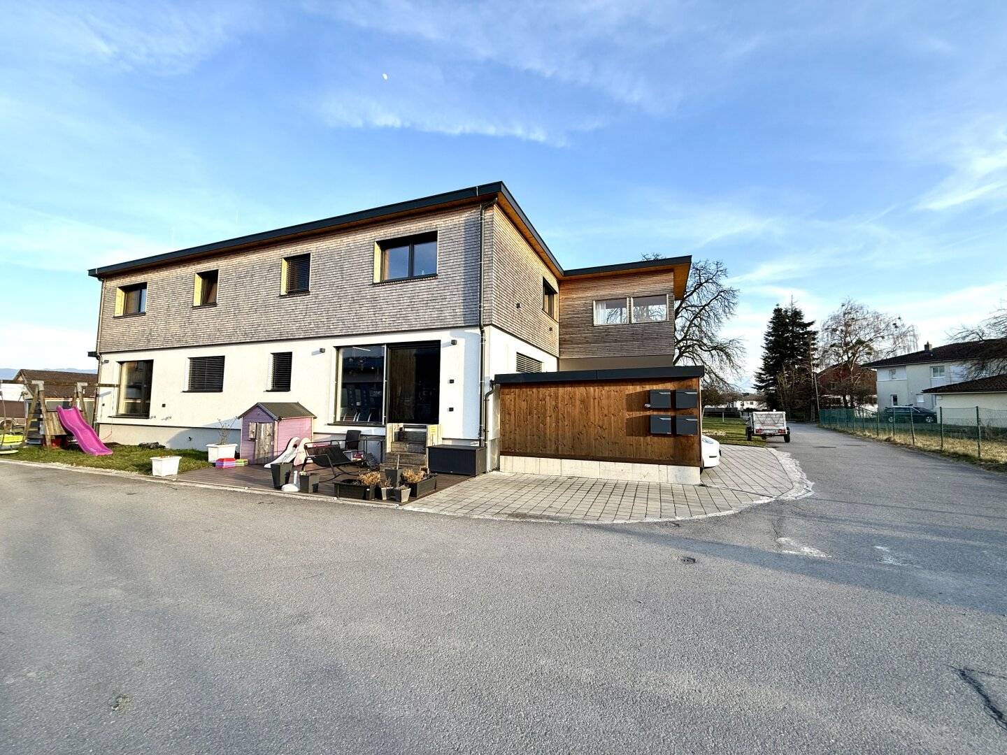 Apartment with garden in sustainable timber construction near Lake Constance