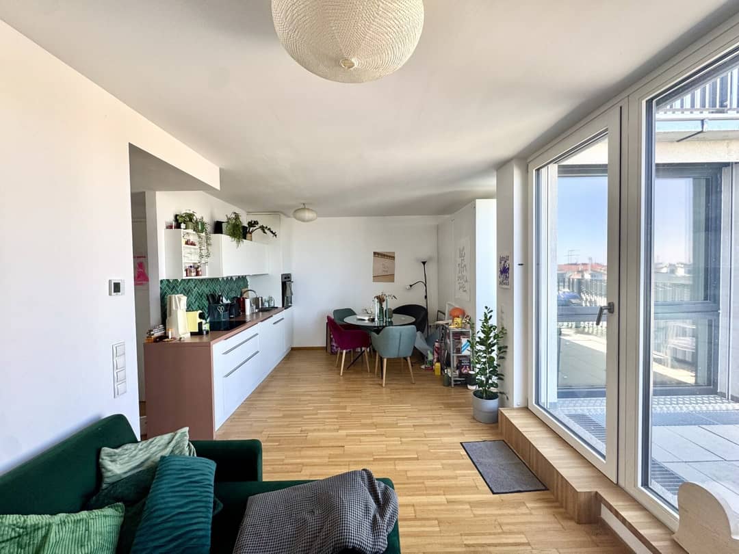 Wohnung mit Terrasse und Dachterrasse Weitblick