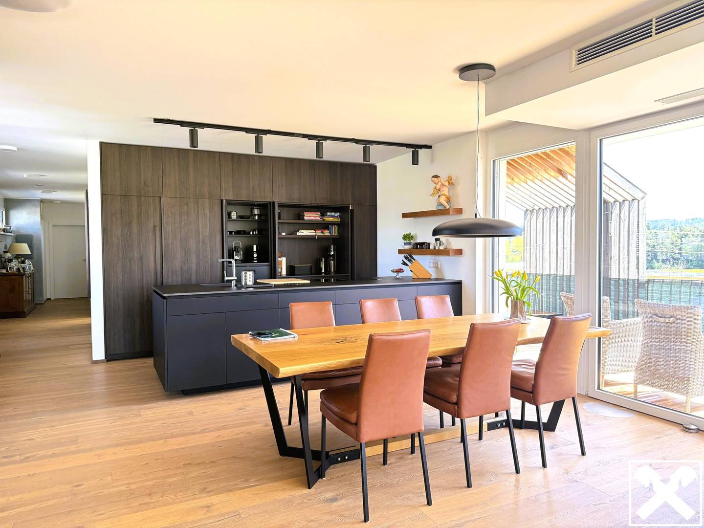 Penthouse mit Panoramablick und Terrasse