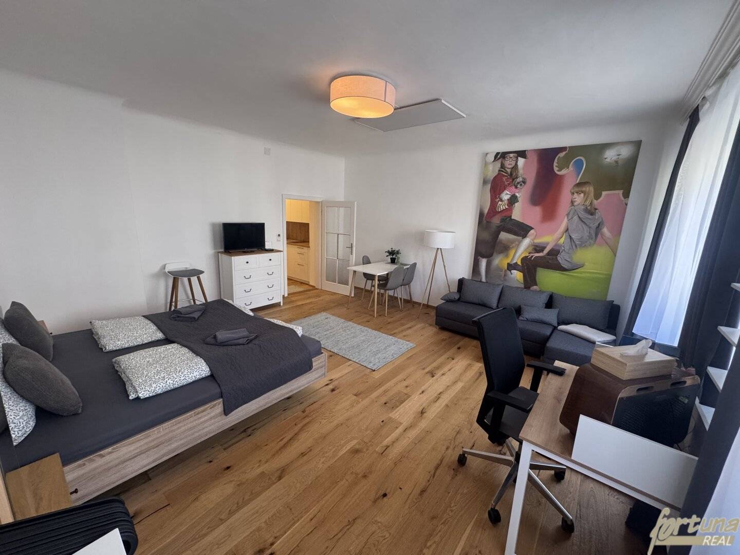 Wohnung Innenstadt neu saniert möbliert