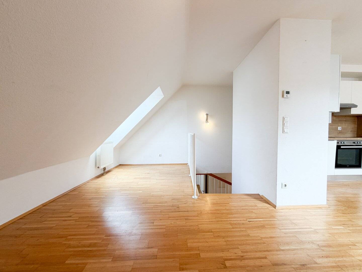 Sunny Maisonette with Terrace, 88m²