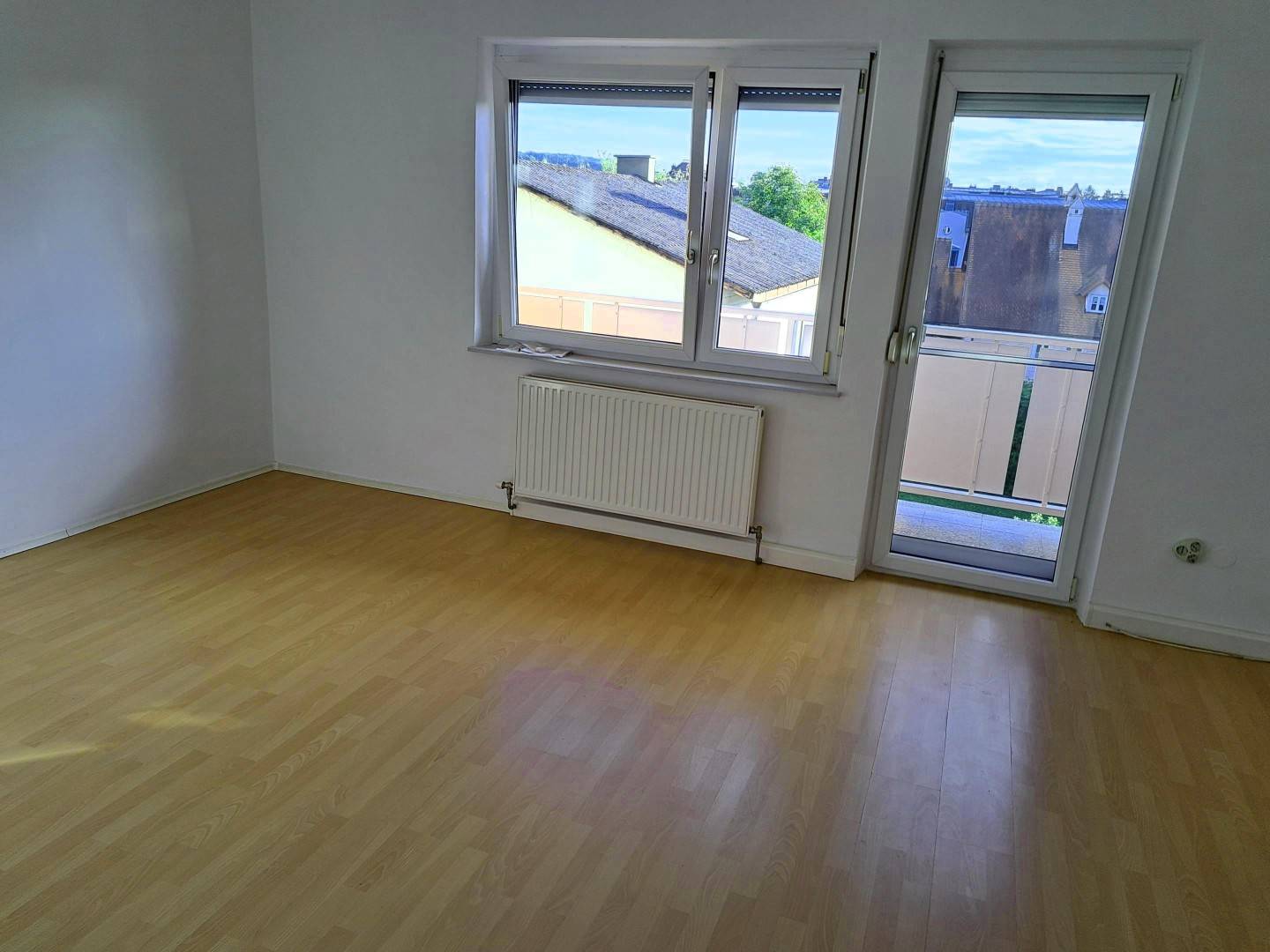 Ferienwohnung green quiet location center balcony