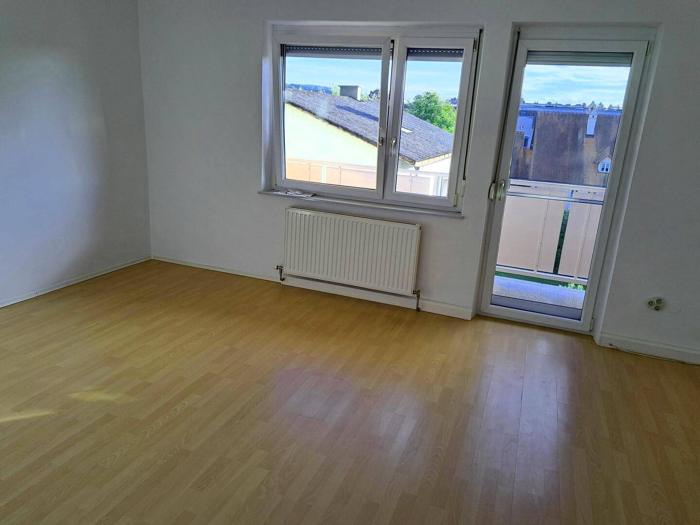 Ferienwohnung green quiet location center balcony