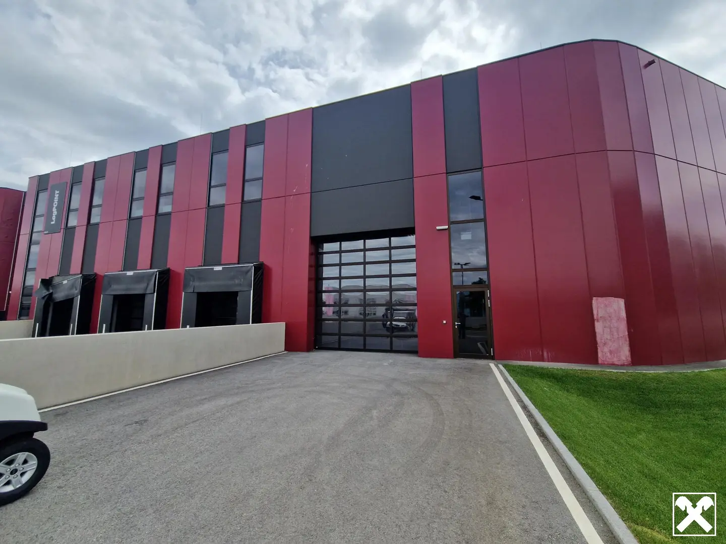 Loftwohnung im modernen Businesspark mit direktem Bahnanschluss