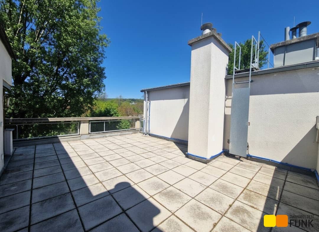 Dachgeschosswohnung Großzügige Dachterrasse