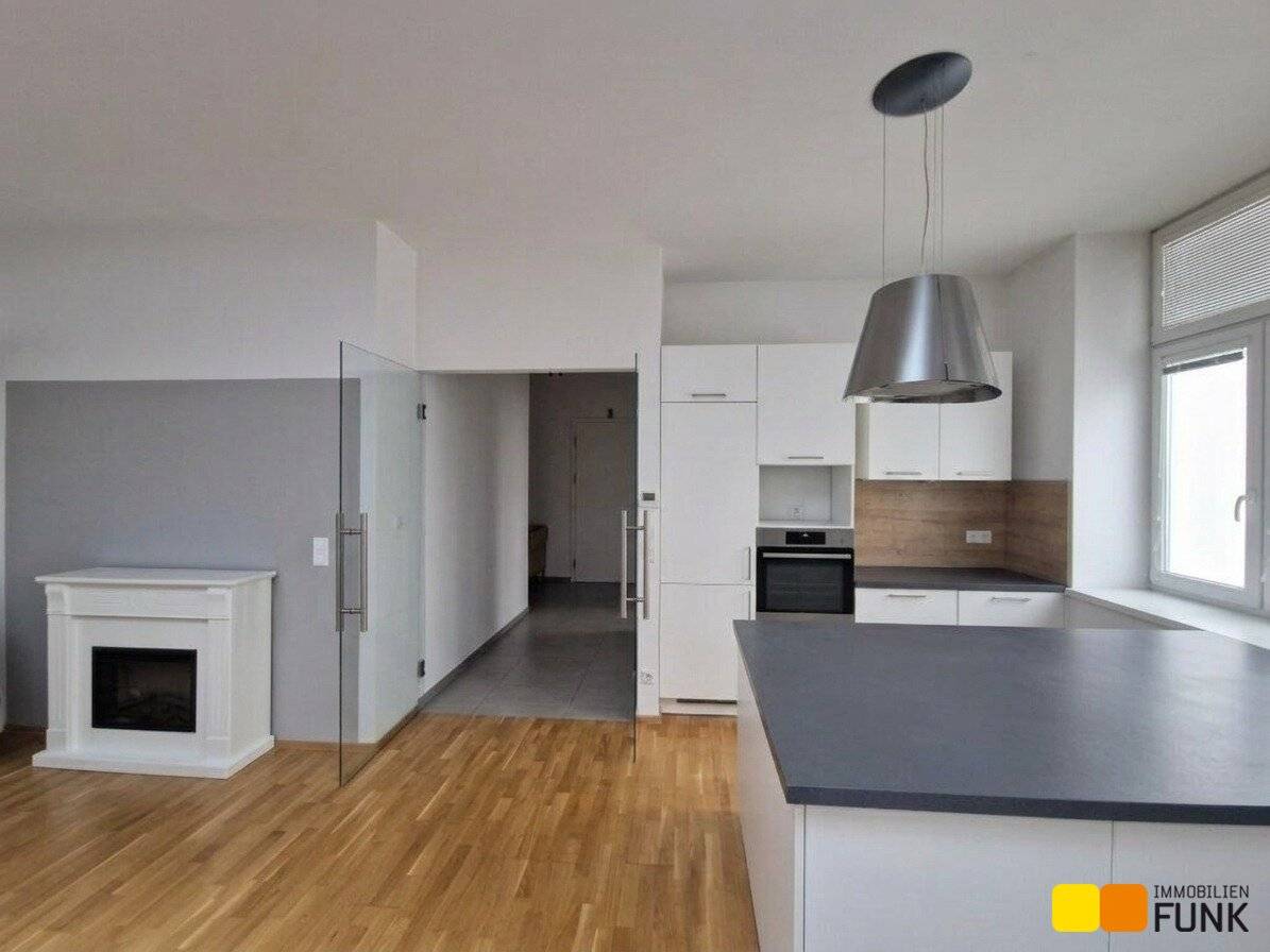 Loftartige Wohnung im Hofhaus nahe Hauptbahnhof