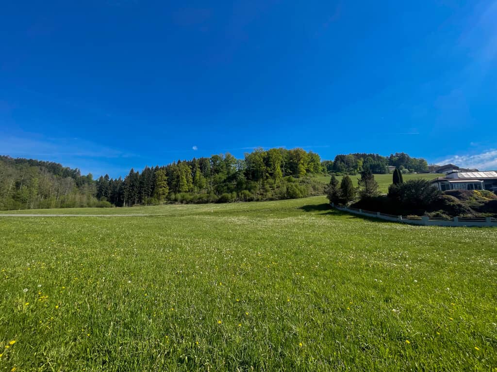 718 m² Grundstück in Gramastetten